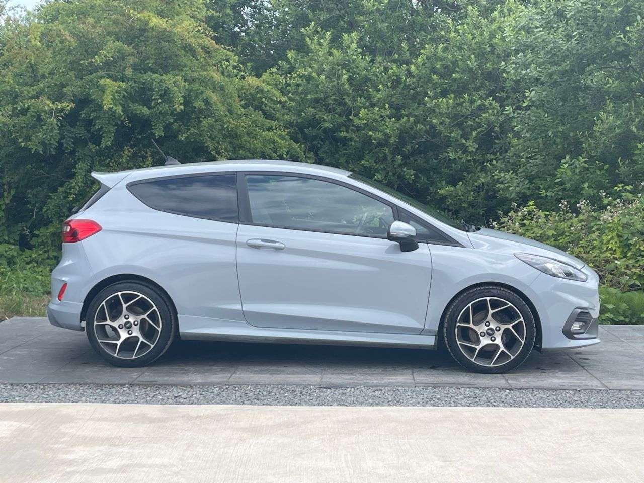 A 2019 FORD FIESTA 1.5T EcoBoost ST-2 Hatchback 3dr Petrol Manual Euro 6 (s/s) (200 ps) HEATED A 2019 FORD FIESTA 1.5T EcoBoost ST-2 Hatchback 3dr Petrol Manual Euro 6 (s/s) (200 ps) HEATED