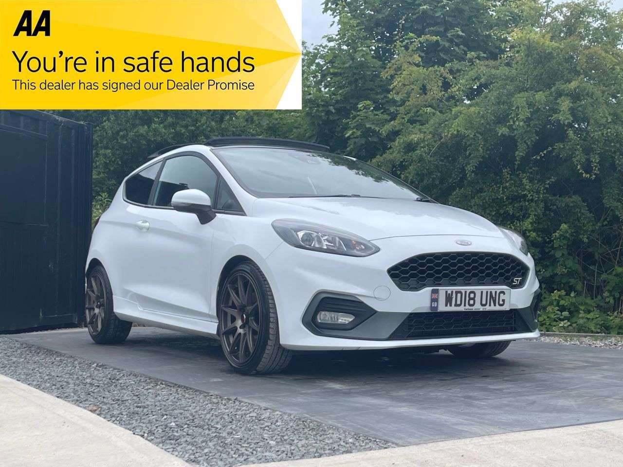 A 2018 FORD FIESTA 1.5T EcoBoost ST-3 Hatchback 3dr Petrol Manual Euro 6 (200 ps) WELL MAINTAI A 2018 FORD FIESTA 1.5T EcoBoost ST-3 Hatchback 3dr Petrol Manual Euro 6 (200 ps) WELL MAINTAI