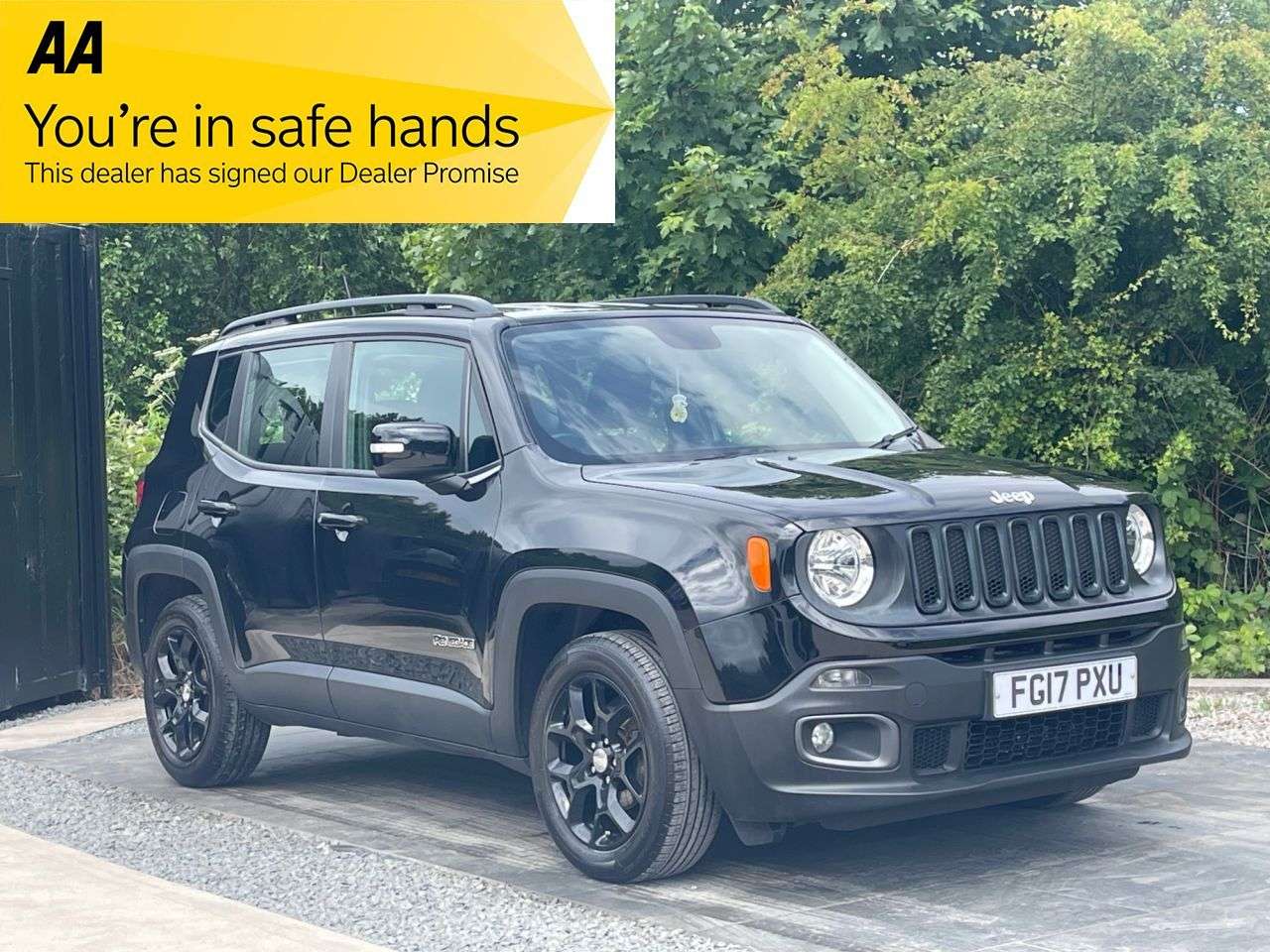 A 2017 JEEP RENEGADE 1.6 MultiJetII Longitude SUV 5dr Diesel Manual Euro 6 (s/s) (120 ps) REAR S A 2017 JEEP RENEGADE 1.6 MultiJetII Longitude SUV 5dr Diesel Manual Euro 6 (s/s) (120 ps) REAR S