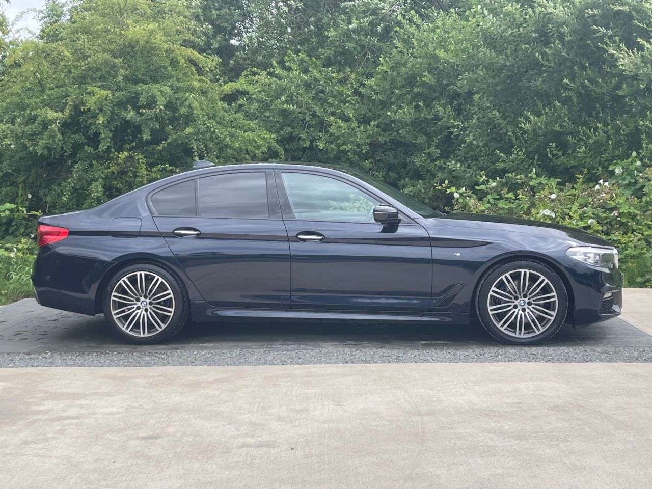2018 BMW 5 SERIES 2018 BMW 5 SERIES