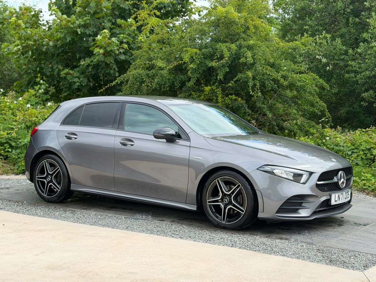 A 2021 MERCEDES-BENZ A CLASS 1.3 A200 AMG Line Edition (Executive) Hatchback 5dr Petrol 7G-DCT Euro 6 (s A 2021 MERCEDES-BENZ A CLASS 1.3 A200 AMG Line Edition (Executive) Hatchback 5dr Petrol 7G-DCT Euro 6 (s