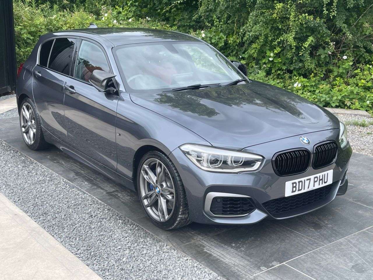 2017 BMW 1 SERIES 2017 BMW 1 SERIES