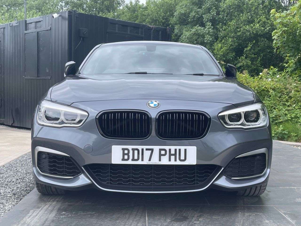 2017 BMW 1 SERIES 2017 BMW 1 SERIES