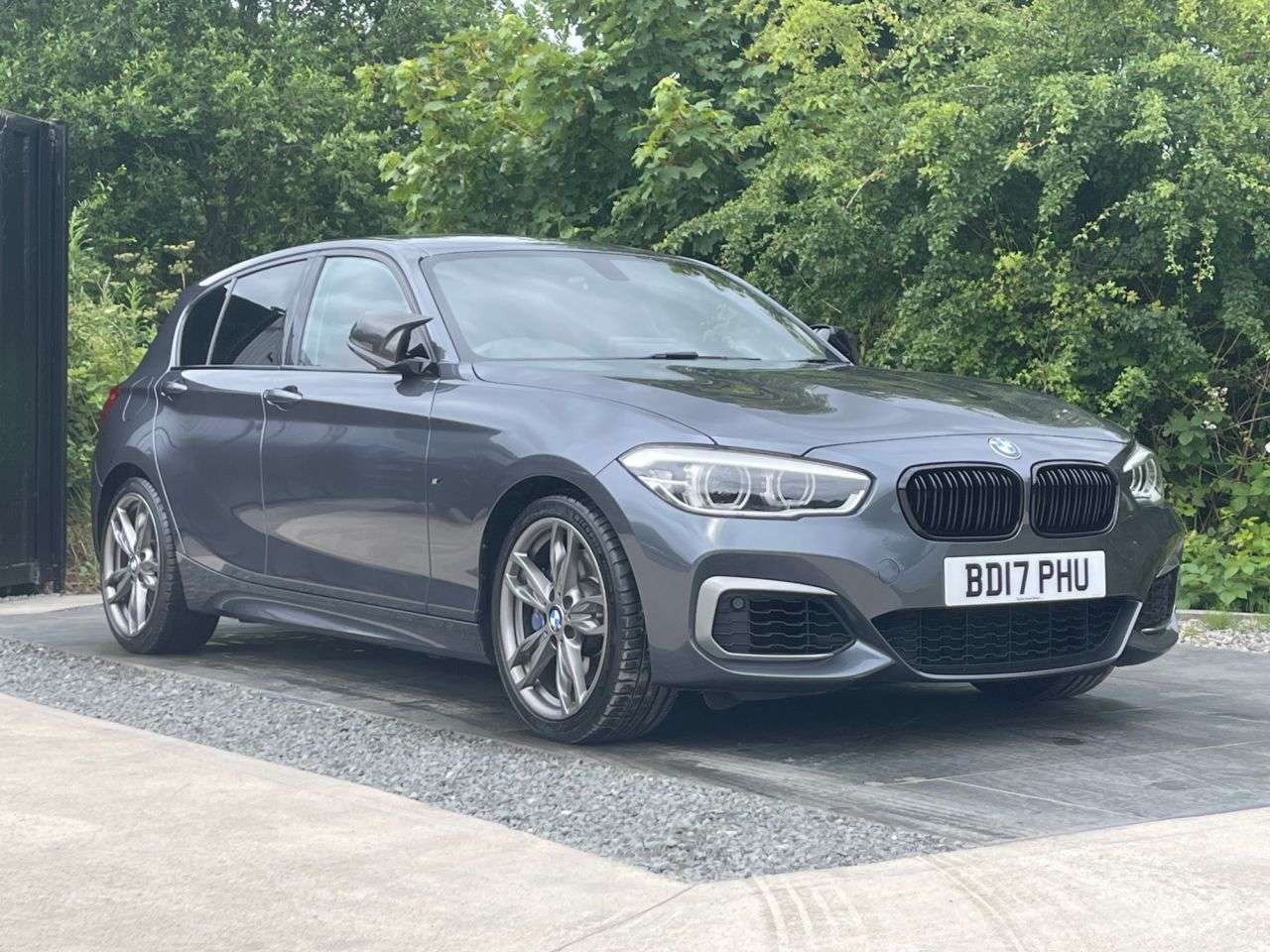 2017 BMW 1 SERIES 2017 BMW 1 SERIES