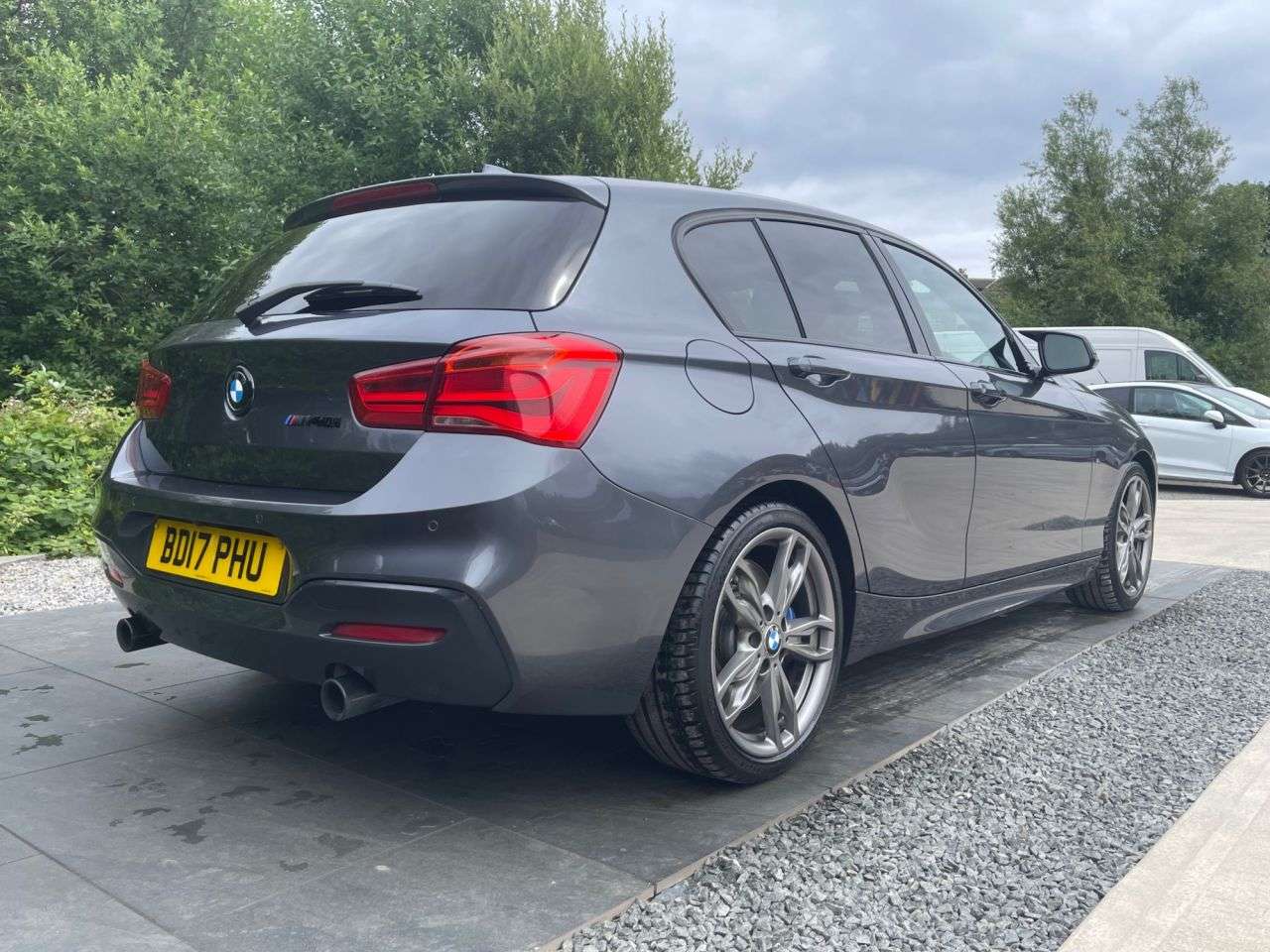 2017 BMW 1 SERIES 2017 BMW 1 SERIES