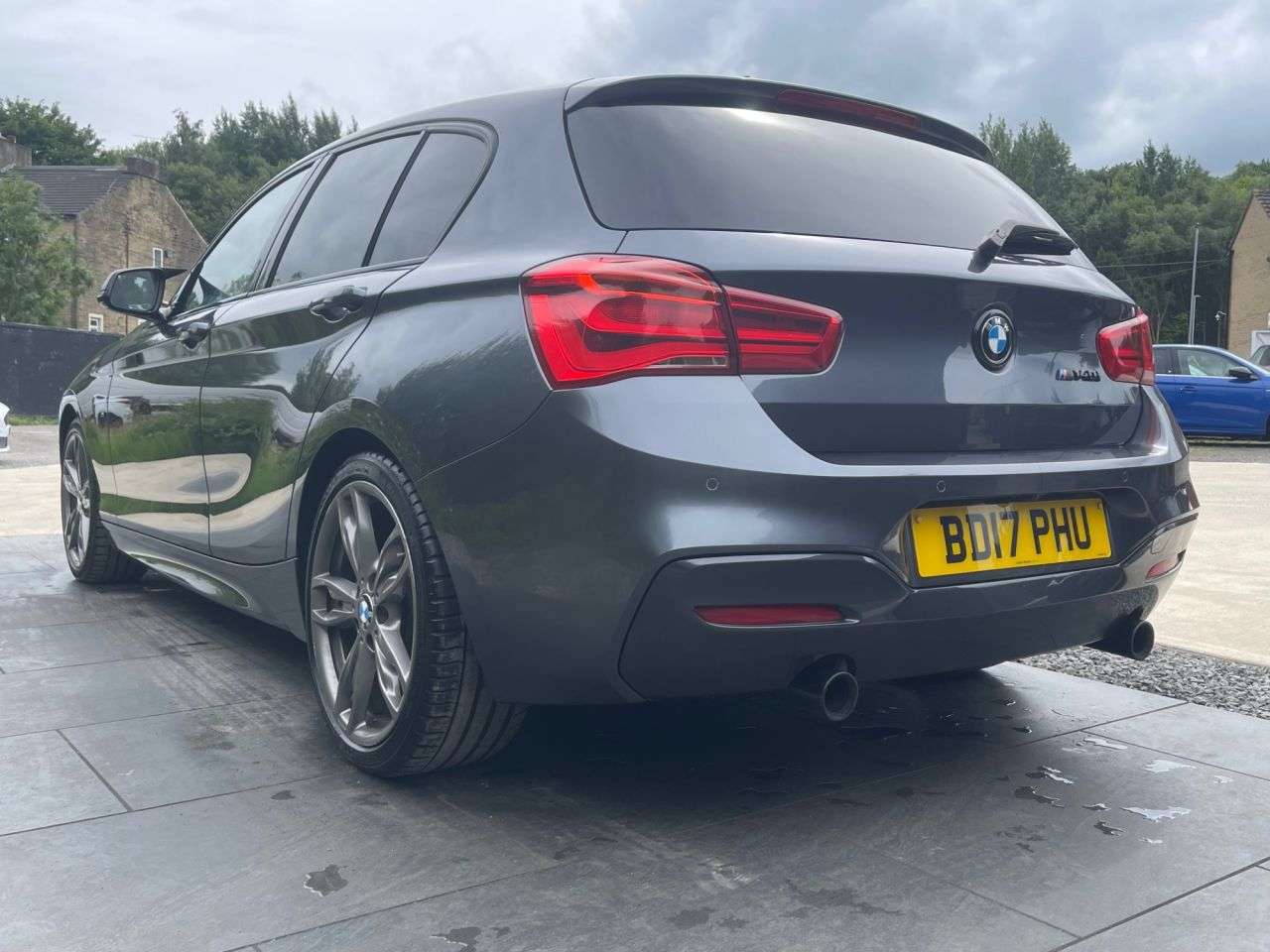 2017 BMW 1 SERIES 2017 BMW 1 SERIES