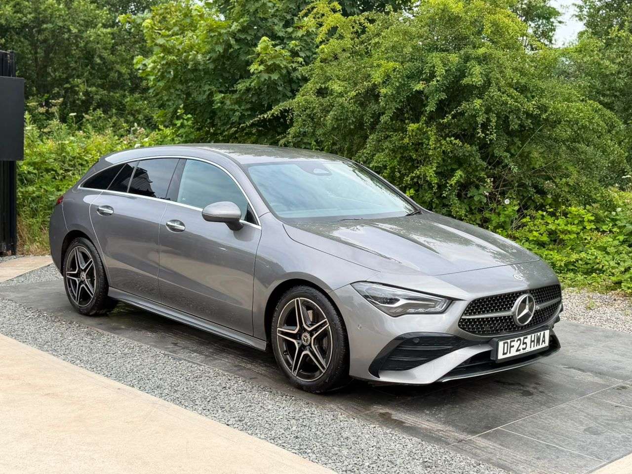 A 2025 MERCEDES-BENZ CLA 1.3 CLA200h MHEV AMG Line (Executive) Shooting Brake 5dr Petrol Hybrid 7G-D A 2025 MERCEDES-BENZ CLA 1.3 CLA200h MHEV AMG Line (Executive) Shooting Brake 5dr Petrol Hybrid 7G-D