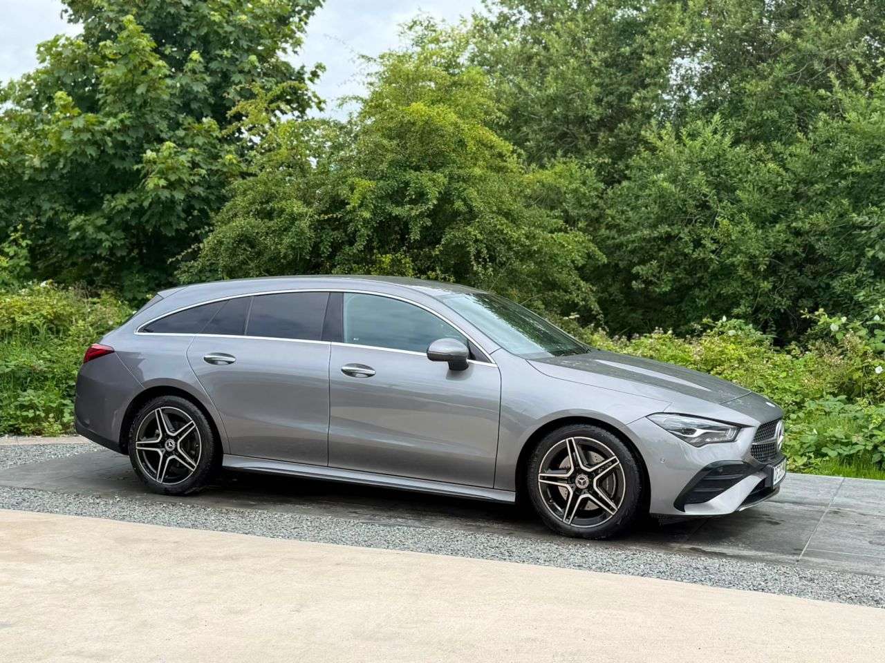 A 2025 MERCEDES-BENZ CLA 1.3 CLA200h MHEV AMG Line (Executive) Shooting Brake 5dr Petrol Hybrid 7G-D A 2025 MERCEDES-BENZ CLA 1.3 CLA200h MHEV AMG Line (Executive) Shooting Brake 5dr Petrol Hybrid 7G-D