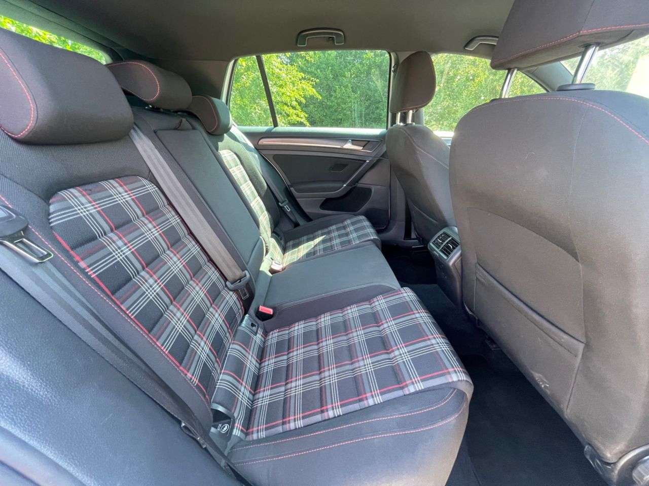 2017 VOLKSWAGEN GOLF 2017 VOLKSWAGEN GOLF