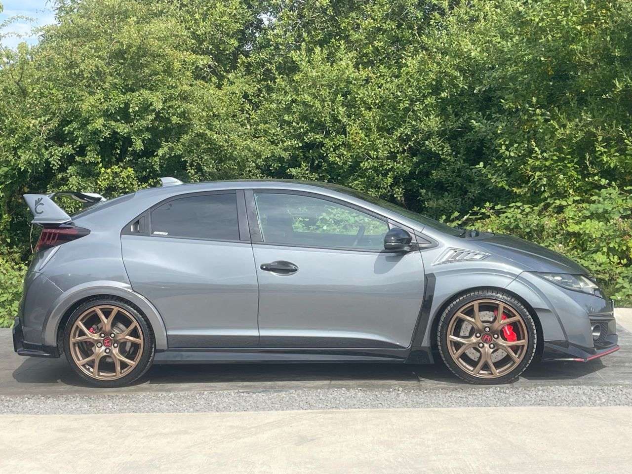 A 2016 HONDA CIVIC 2.0 i-VTEC Type R GT Hatchback 5dr Petrol Manual Euro 6 (s/s) (310 ps) TRAN A 2016 HONDA CIVIC 2.0 i-VTEC Type R GT Hatchback 5dr Petrol Manual Euro 6 (s/s) (310 ps) TRAN