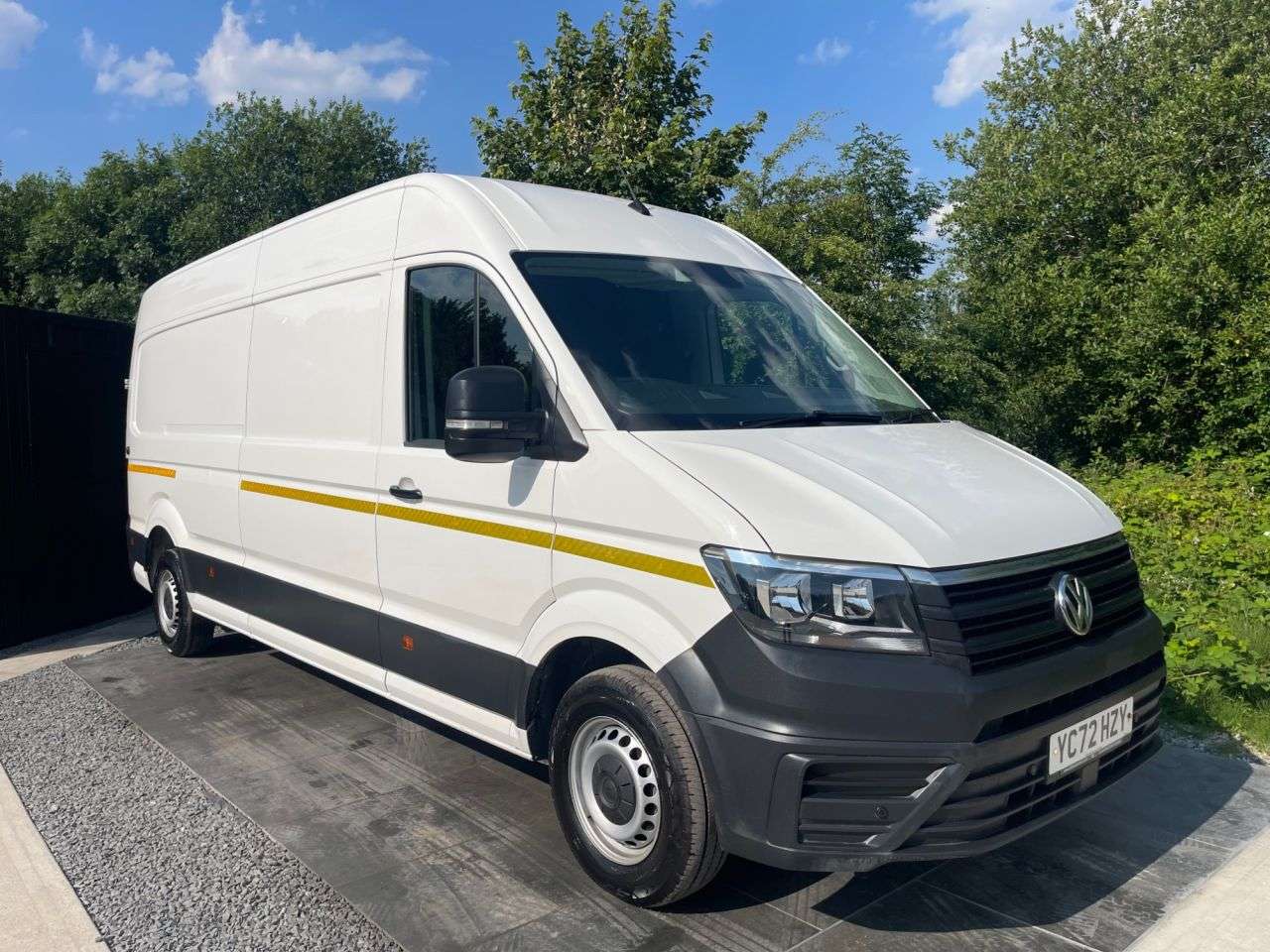 A 2022 VOLKSWAGEN CRAFTER 2.0 TDI CR35 Trendline Panel Van 5dr Diesel Manual FWD LWB High Roof Euro 6 A 2022 VOLKSWAGEN CRAFTER 2.0 TDI CR35 Trendline Panel Van 5dr Diesel Manual FWD LWB High Roof Euro 6