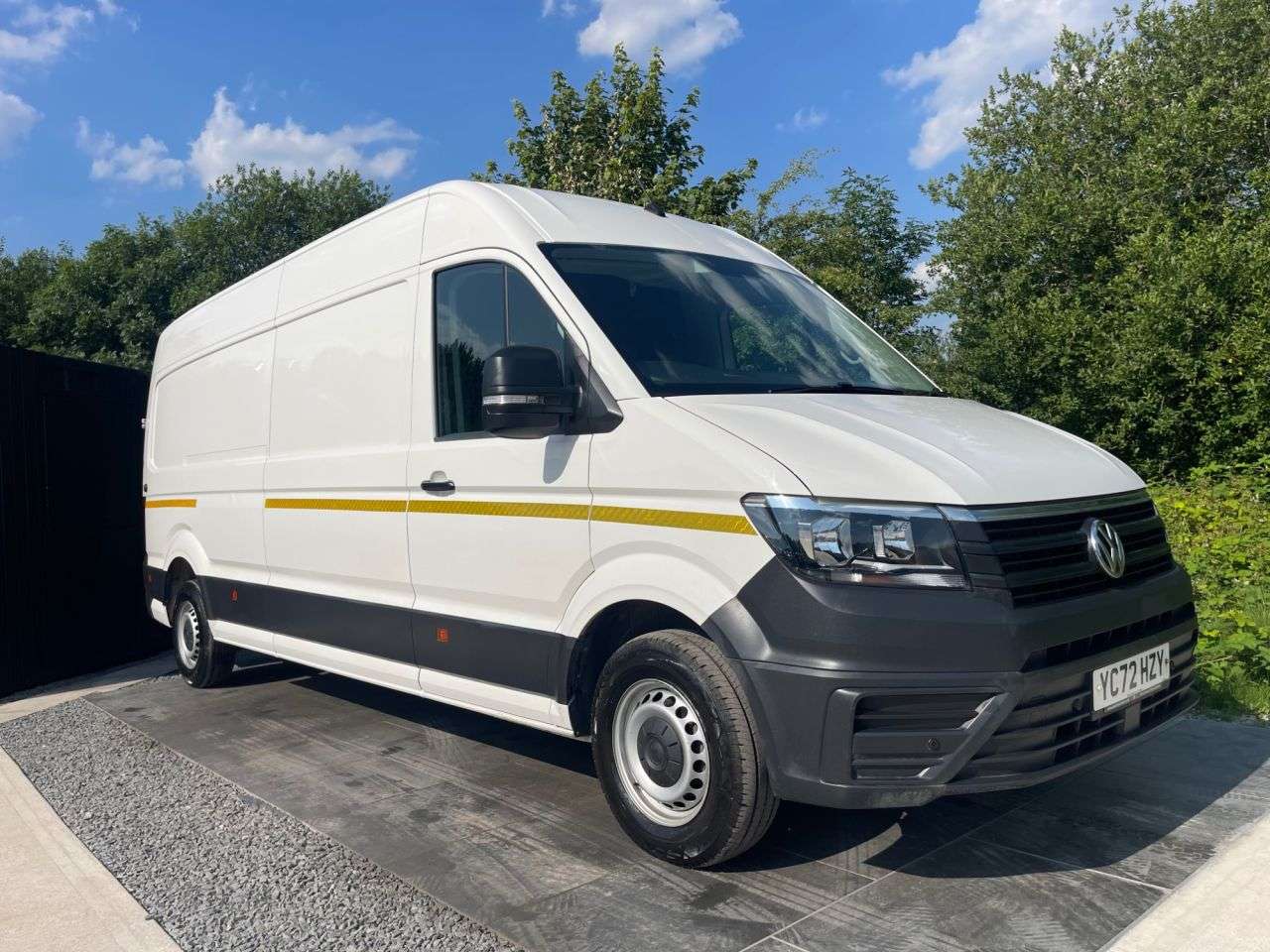 A 2022 VOLKSWAGEN CRAFTER 2.0 TDI CR35 Trendline Panel Van 5dr Diesel Manual FWD LWB High Roof Euro 6 A 2022 VOLKSWAGEN CRAFTER 2.0 TDI CR35 Trendline Panel Van 5dr Diesel Manual FWD LWB High Roof Euro 6