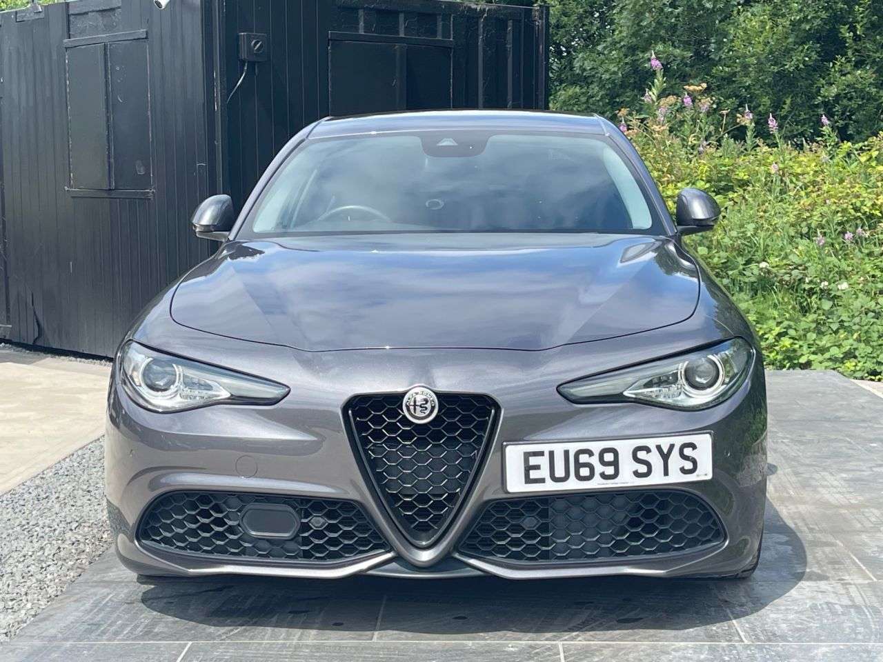 A 2019 ALFA ROMEO GIULIA 2.0T Veloce Saloon 4dr Petrol Auto Euro 6 (s/s) (280 ps) FRONT AND REAR SEN A 2019 ALFA ROMEO GIULIA 2.0T Veloce Saloon 4dr Petrol Auto Euro 6 (s/s) (280 ps) FRONT AND REAR SEN