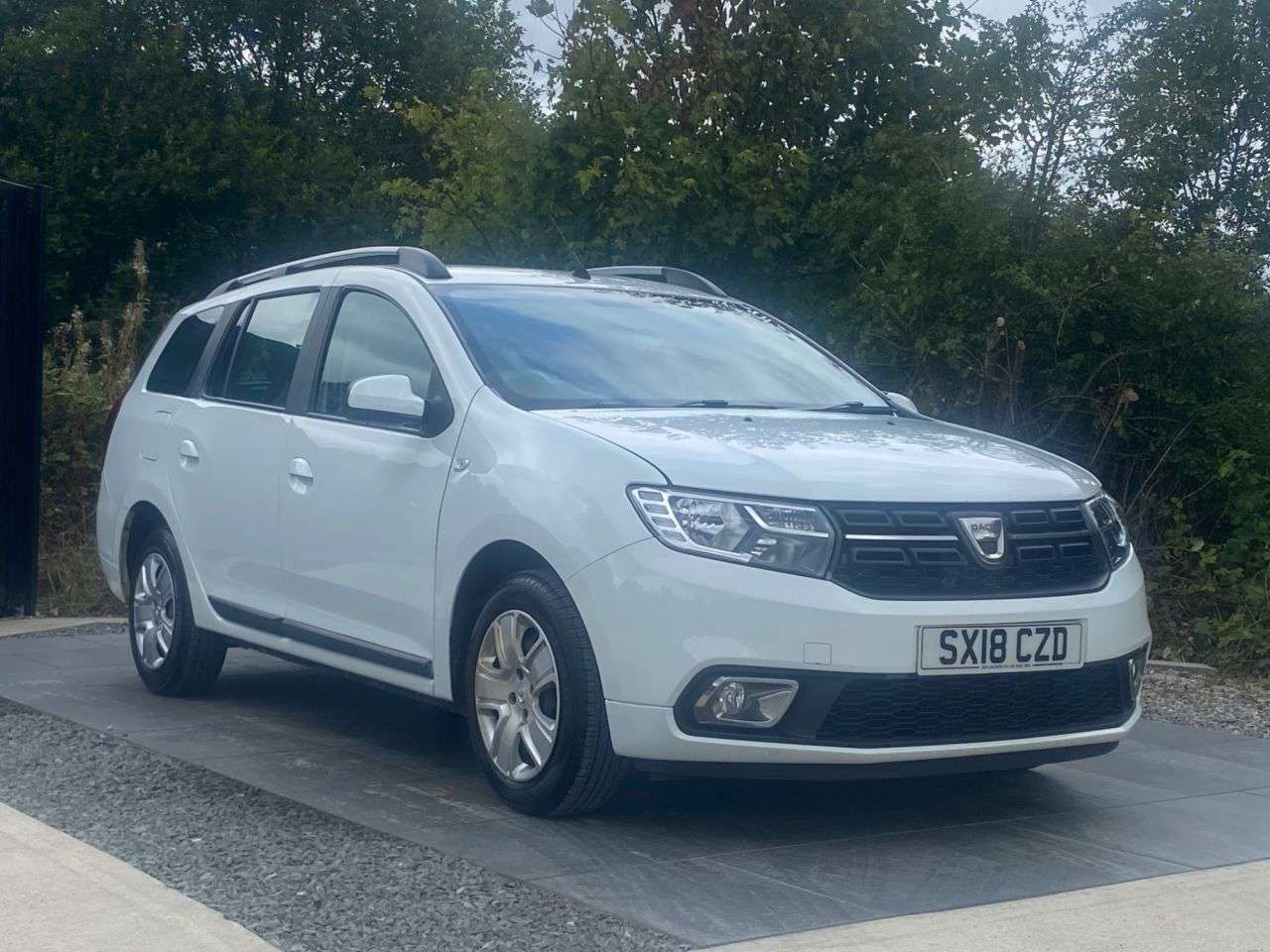 A 2018 DACIA LOGAN MCV 0.9 TCe Laureate Estate 5dr Petrol Manual Euro 6 (s/s) (90 ps) LOW MILEAGE A 2018 DACIA LOGAN MCV 0.9 TCe Laureate Estate 5dr Petrol Manual Euro 6 (s/s) (90 ps) LOW MILEAGE