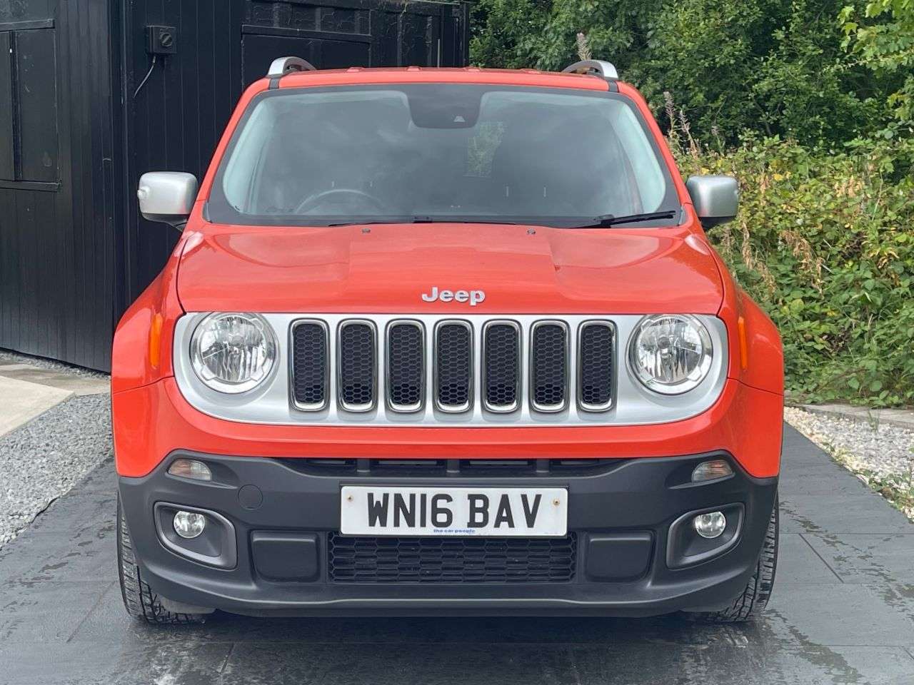 A 2016 JEEP RENEGADE 1.6 MultiJetII Limited SUV 5dr Diesel Manual Euro 6 (s/s) (120 ps) 6 MONTHS A 2016 JEEP RENEGADE 1.6 MultiJetII Limited SUV 5dr Diesel Manual Euro 6 (s/s) (120 ps) 6 MONTHS