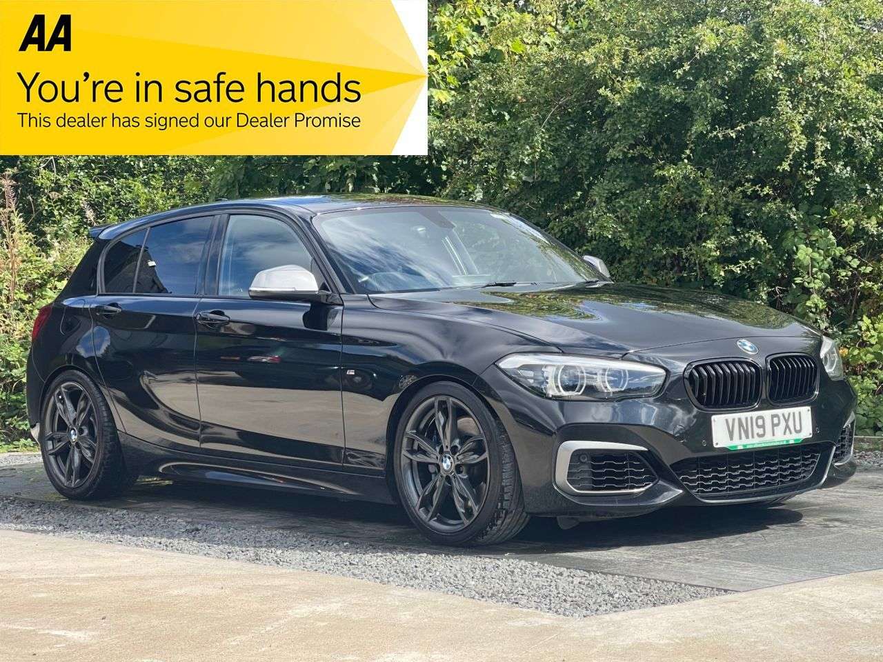 A 2019 BMW 1 SERIES 3.0 M140i GPF Shadow Edition Hatchback 5dr Petrol Auto Euro 6 (s/s) (340 ps A 2019 BMW 1 SERIES 3.0 M140i GPF Shadow Edition Hatchback 5dr Petrol Auto Euro 6 (s/s) (340 ps