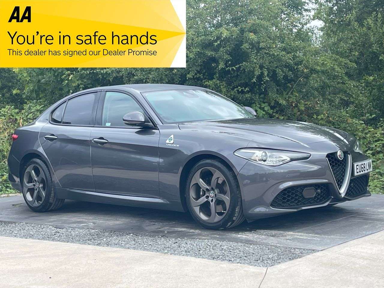 A 2018 ALFA ROMEO GIULIA 2.0T Veloce Saloon 4dr Petrol Auto Euro 6 (s/s) (280 ps) 6 MONTHS WARRANTY A 2018 ALFA ROMEO GIULIA 2.0T Veloce Saloon 4dr Petrol Auto Euro 6 (s/s) (280 ps) 6 MONTHS WARRANTY