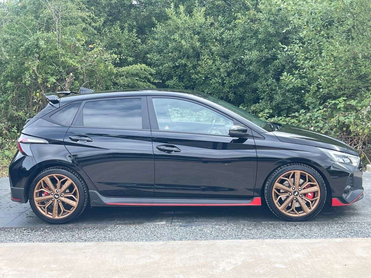 A 2022 HYUNDAI I20 1.6 T-GDi N Hatchback 5dr Petrol Manual Euro 6 (s/s) (204 ps) STUNNING EXAM A 2022 HYUNDAI I20 1.6 T-GDi N Hatchback 5dr Petrol Manual Euro 6 (s/s) (204 ps) STUNNING EXAM