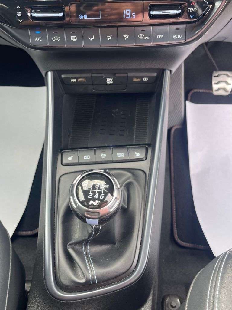 2022 HYUNDAI I20 2022 HYUNDAI I20