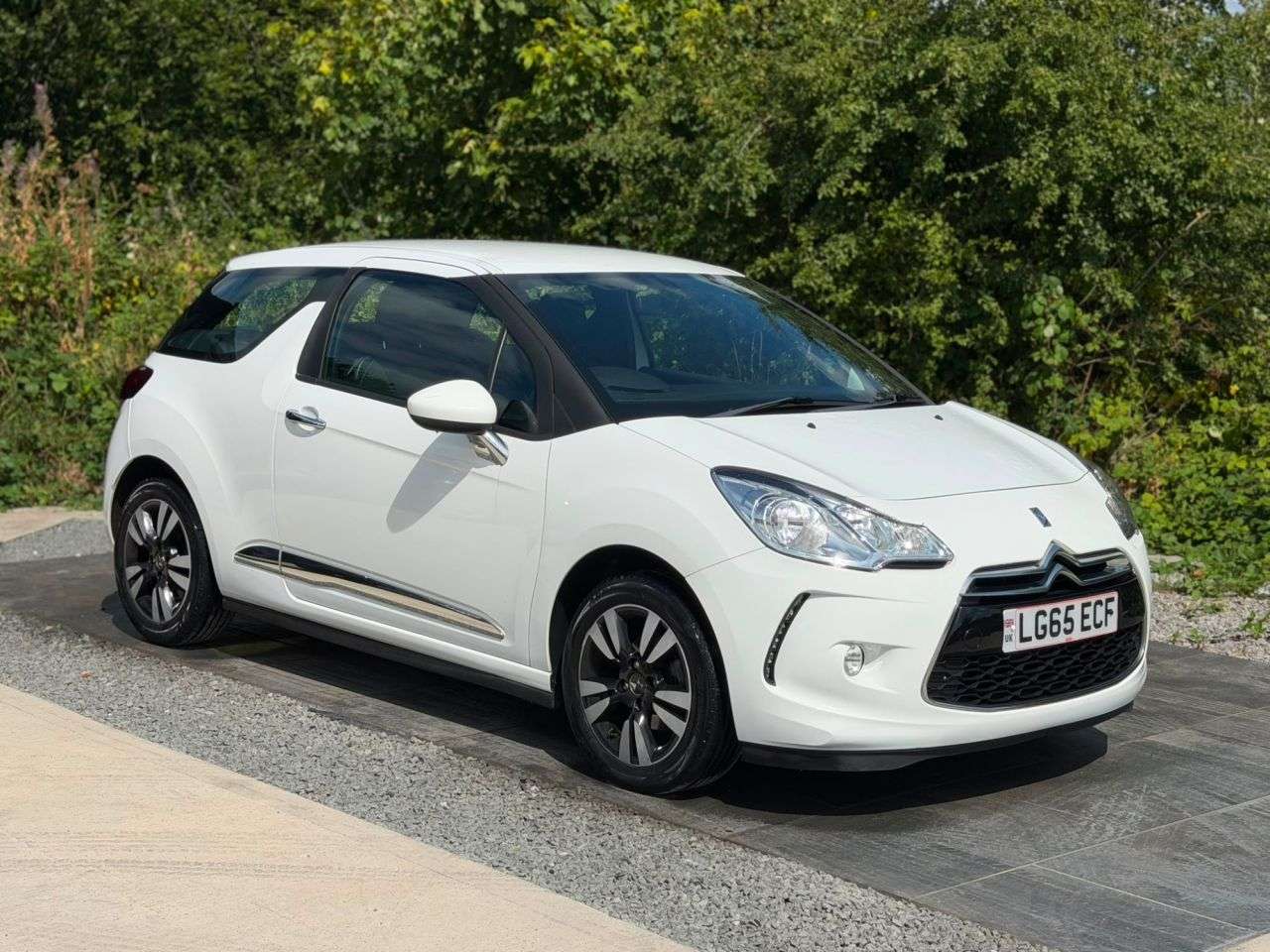 2015 DS AUTOMOBILES DS 3 2015 DS AUTOMOBILES DS 3