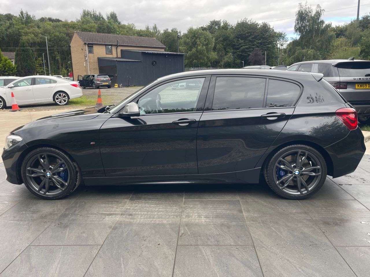 2019 BMW 1 SERIES 2019 BMW 1 SERIES