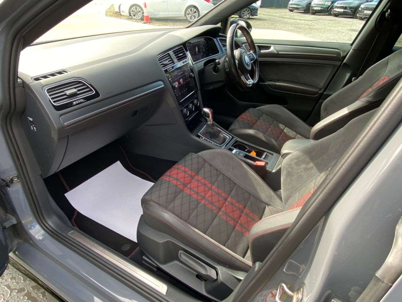 2020 VOLKSWAGEN GOLF 2020 VOLKSWAGEN GOLF