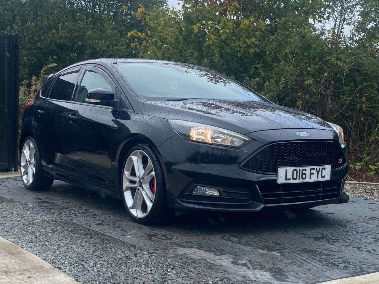 A 2016 FORD FOCUS ST-2 A 2016 FORD FOCUS ST-2