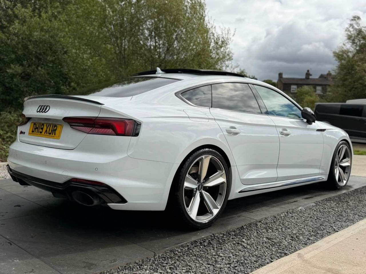 A 2019 AUDI RS5 2.9 TFSI V6 Sport Edition Sportback 5dr Petrol Tiptronic quattro Euro 6 (s/ A 2019 AUDI RS5 2.9 TFSI V6 Sport Edition Sportback 5dr Petrol Tiptronic quattro Euro 6 (s/