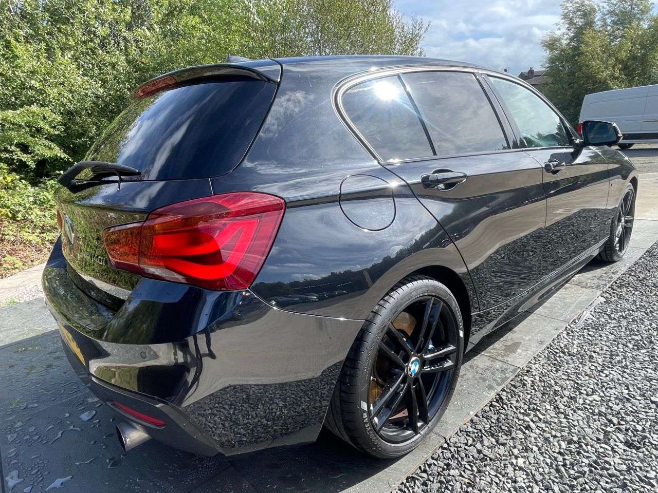 2017 BMW 1 SERIES 2017 BMW 1 SERIES
