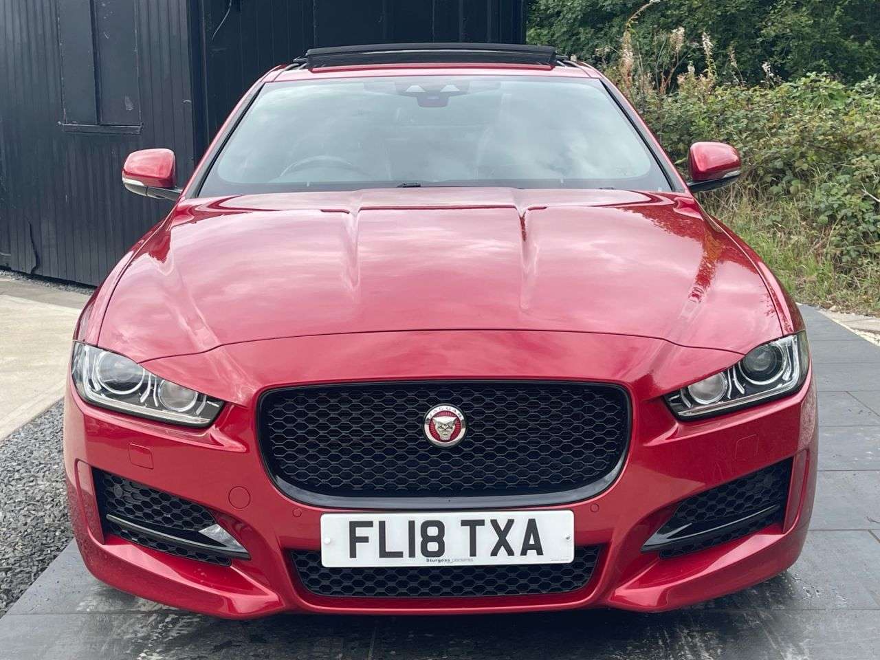 A 2018 JAGUAR XE 2.0d R-Sport Saloon 4dr Diesel Auto Euro 6 (s/s) (180 ps) 6 MONTHS WARRANTY A 2018 JAGUAR XE 2.0d R-Sport Saloon 4dr Diesel Auto Euro 6 (s/s) (180 ps) 6 MONTHS WARRANTY