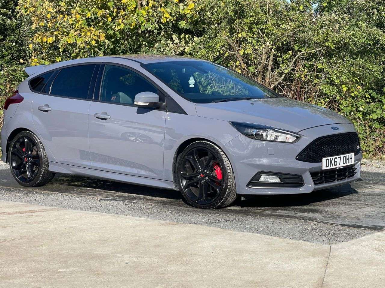 A 2017 FORD FOCUS 2.0T EcoBoost ST-3 Hatchback 5dr Petrol Manual Euro 6 (s/s) (250 ps) APPLEC A 2017 FORD FOCUS 2.0T EcoBoost ST-3 Hatchback 5dr Petrol Manual Euro 6 (s/s) (250 ps) APPLEC