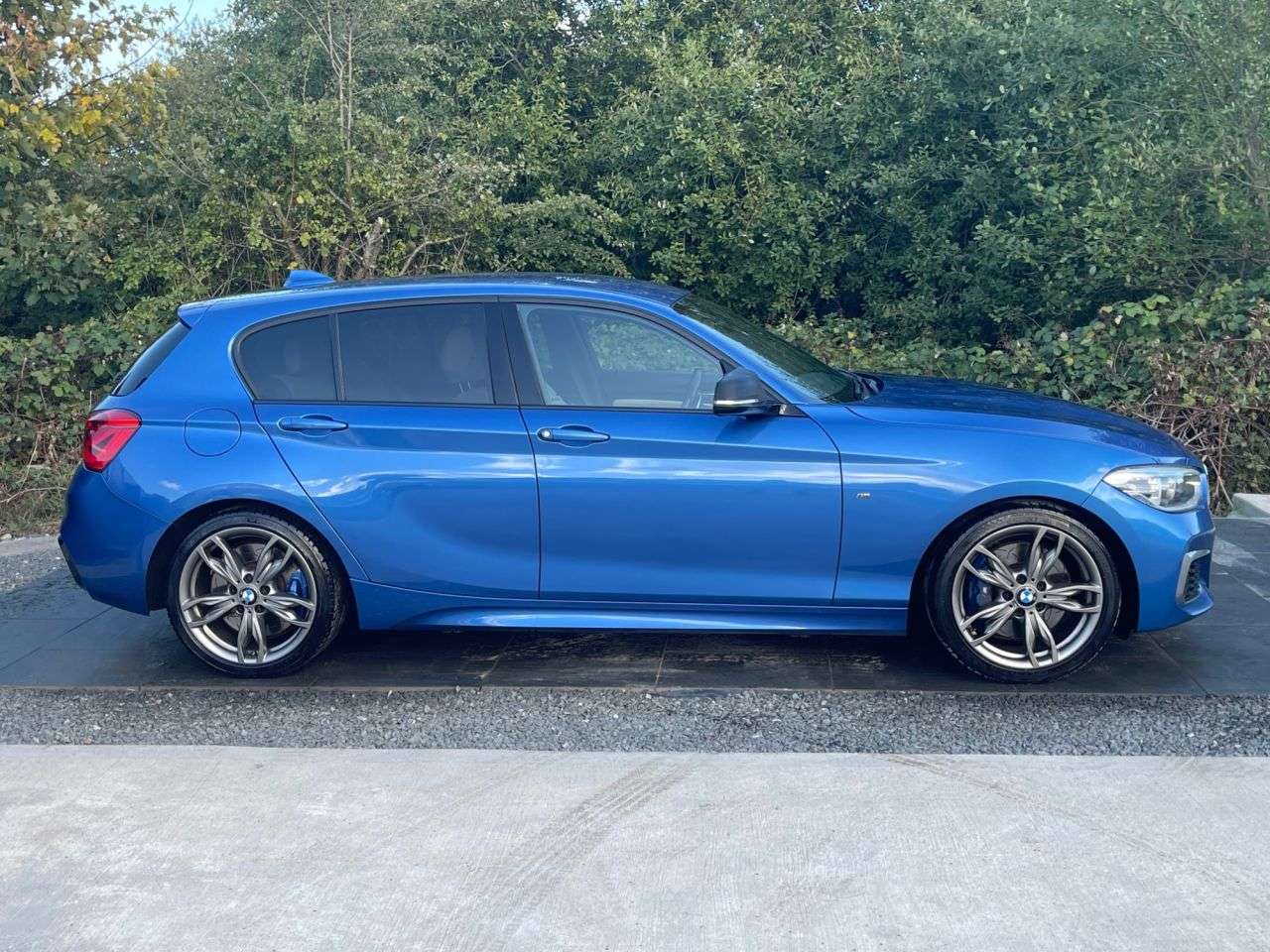 A 2017 BMW 1 SERIES 3.0 M140i Hatchback 5dr Petrol Auto Euro 6 (s/s) (340 ps) A 2017 BMW 1 SERIES 3.0 M140i Hatchback 5dr Petrol Auto Euro 6 (s/s) (340 ps)