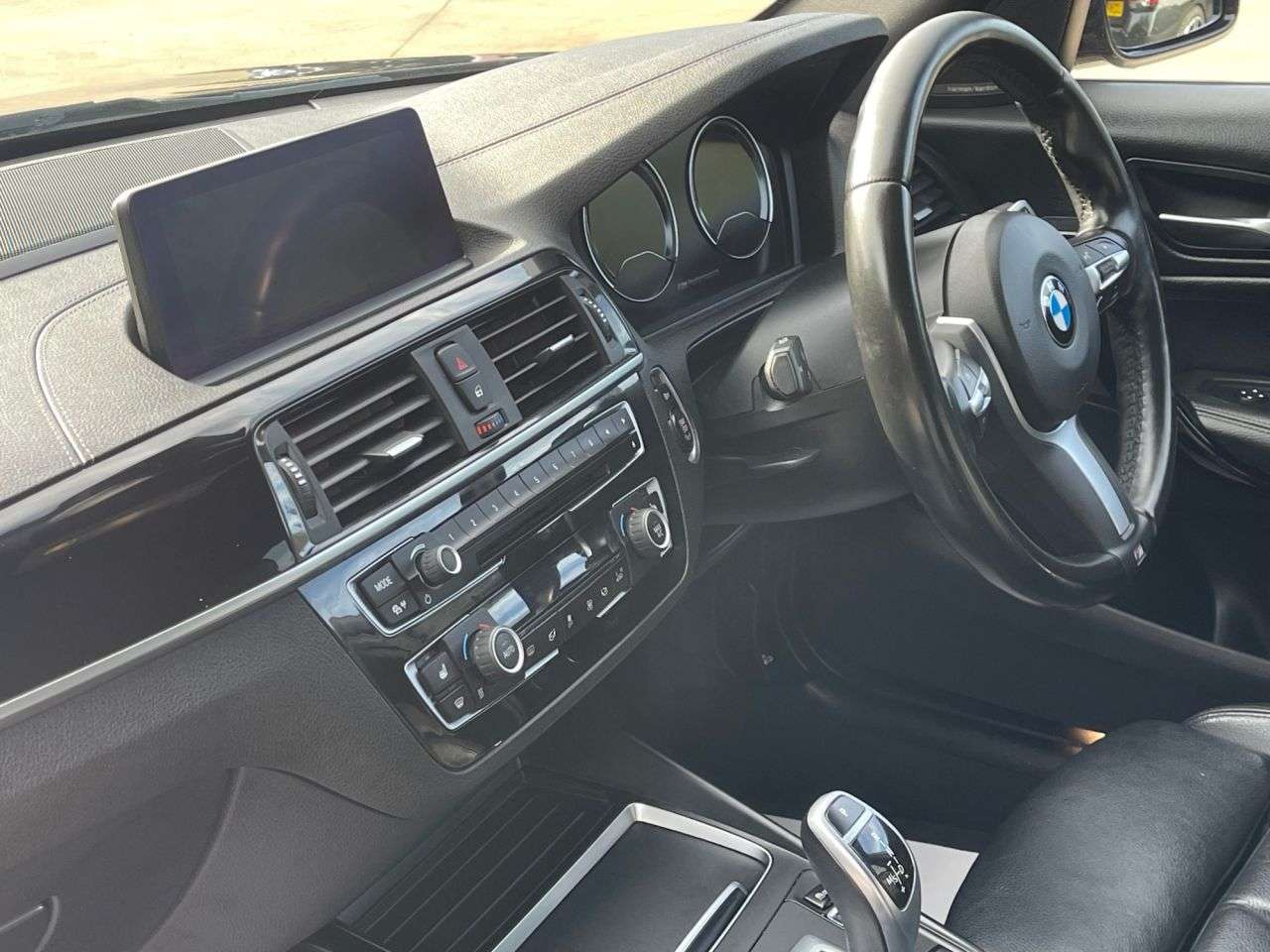 2018 BMW 1 SERIES 2018 BMW 1 SERIES