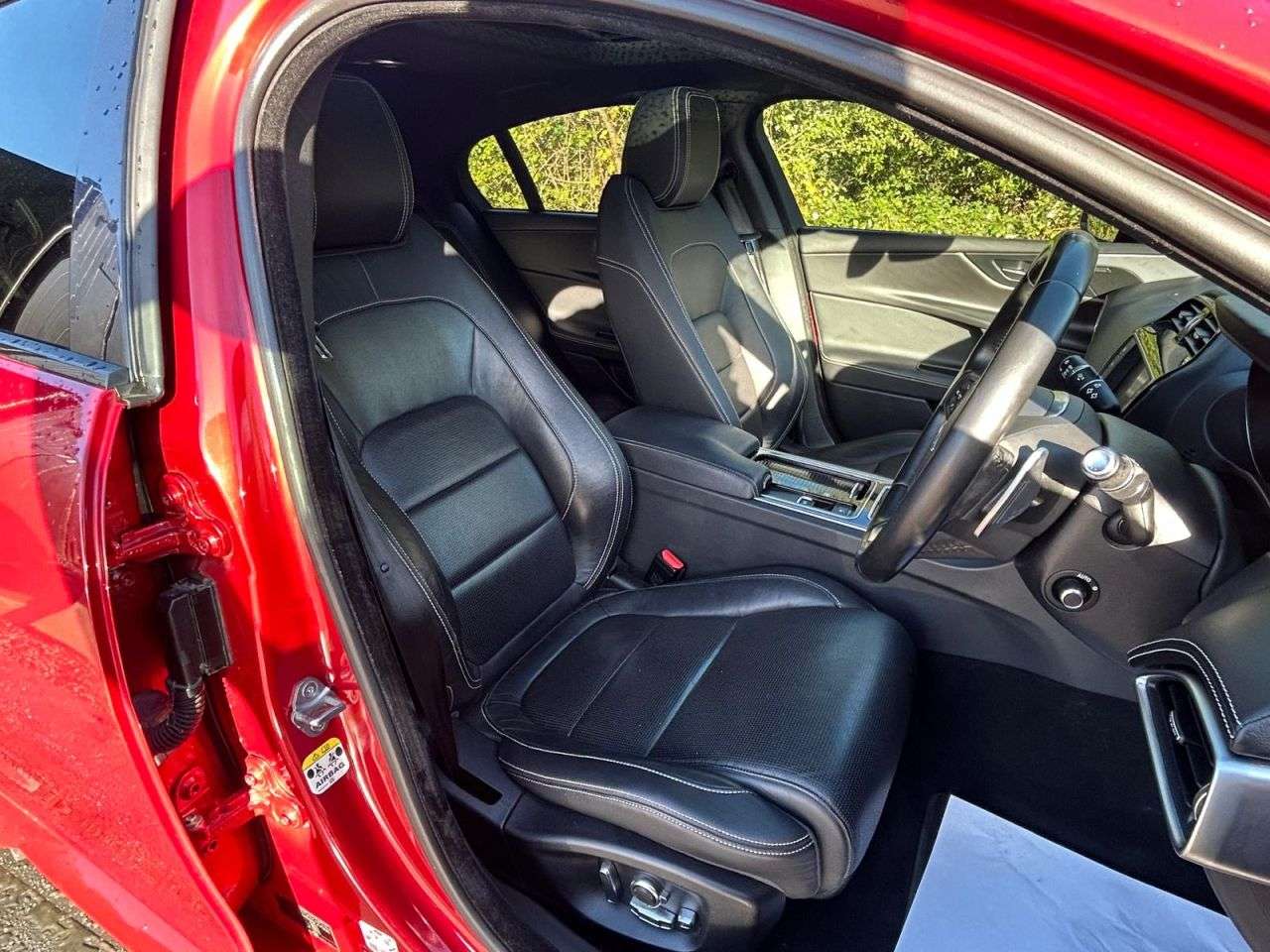 2017 JAGUAR XE 2017 JAGUAR XE