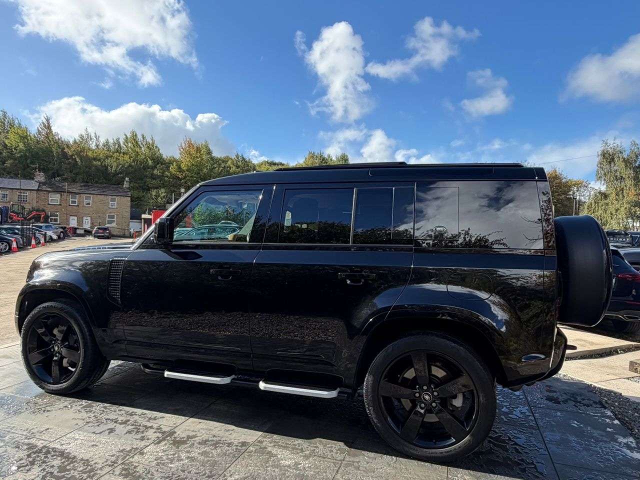 2023 LAND ROVER DEFENDER 110 2023 LAND ROVER DEFENDER 110
