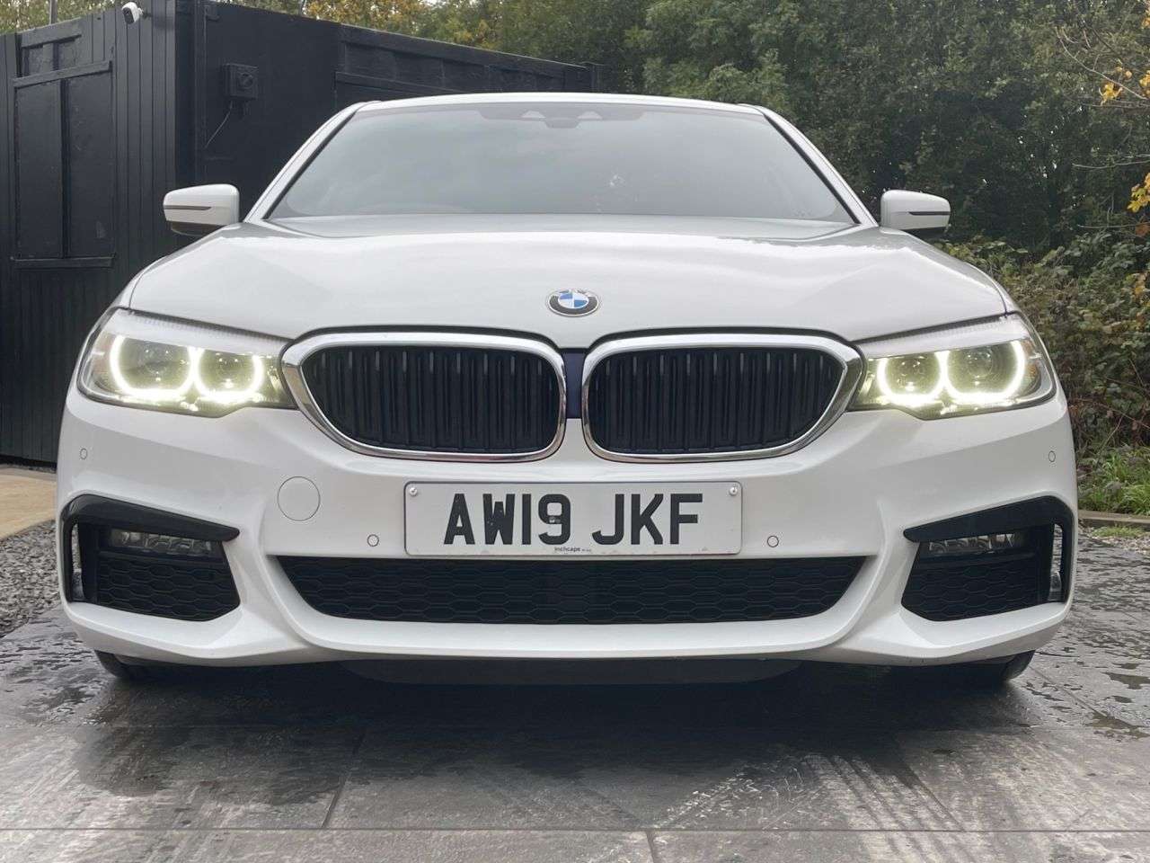 A 2019 BMW 5 SERIES 3.0 530d M Sport Saloon 4dr Diesel Auto Euro 6 (s/s) (265 ps) 6 MONTHS WARR A 2019 BMW 5 SERIES 3.0 530d M Sport Saloon 4dr Diesel Auto Euro 6 (s/s) (265 ps) 6 MONTHS WARR