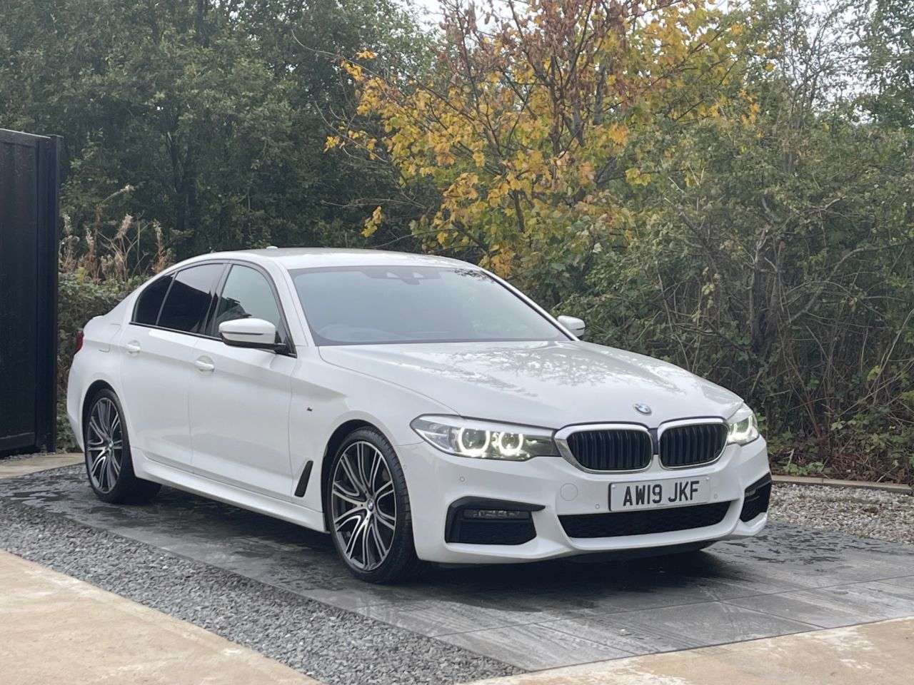 2019 BMW 5 SERIES 2019 BMW 5 SERIES