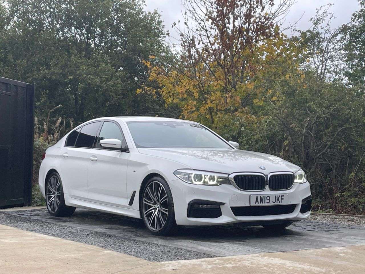 2019 BMW 5 SERIES 2019 BMW 5 SERIES