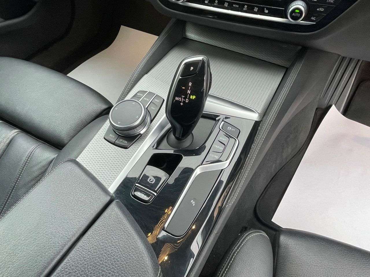 2019 BMW 5 SERIES 2019 BMW 5 SERIES