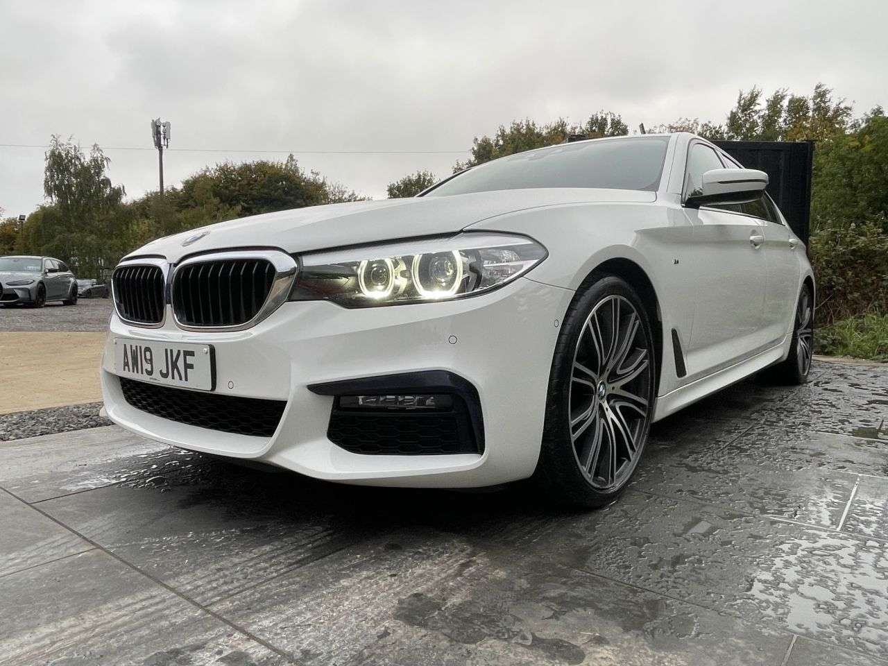 A 2019 BMW 5 SERIES 3.0 530d M Sport Saloon 4dr Diesel Auto Euro 6 (s/s) (265 ps) 6 MONTHS WARR A 2019 BMW 5 SERIES 3.0 530d M Sport Saloon 4dr Diesel Auto Euro 6 (s/s) (265 ps) 6 MONTHS WARR