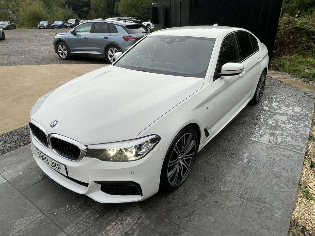 2019 BMW 5 SERIES 2019 BMW 5 SERIES