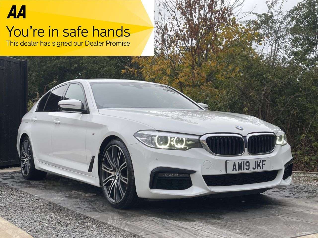 A 2019 BMW 5 SERIES 3.0 530d M Sport Saloon 4dr Diesel Auto Euro 6 (s/s) (265 ps) 6 MONTHS WARR A 2019 BMW 5 SERIES 3.0 530d M Sport Saloon 4dr Diesel Auto Euro 6 (s/s) (265 ps) 6 MONTHS WARR