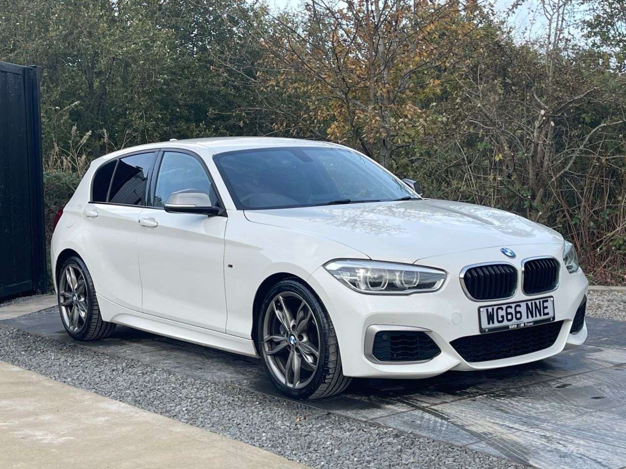 A 2016 BMW 1 SERIES 3.0 M140i Hatchback 5dr Petrol Manual Euro 6 (s/s) (340 ps) HEATED RED LEAT A 2016 BMW 1 SERIES 3.0 M140i Hatchback 5dr Petrol Manual Euro 6 (s/s) (340 ps) HEATED RED LEAT