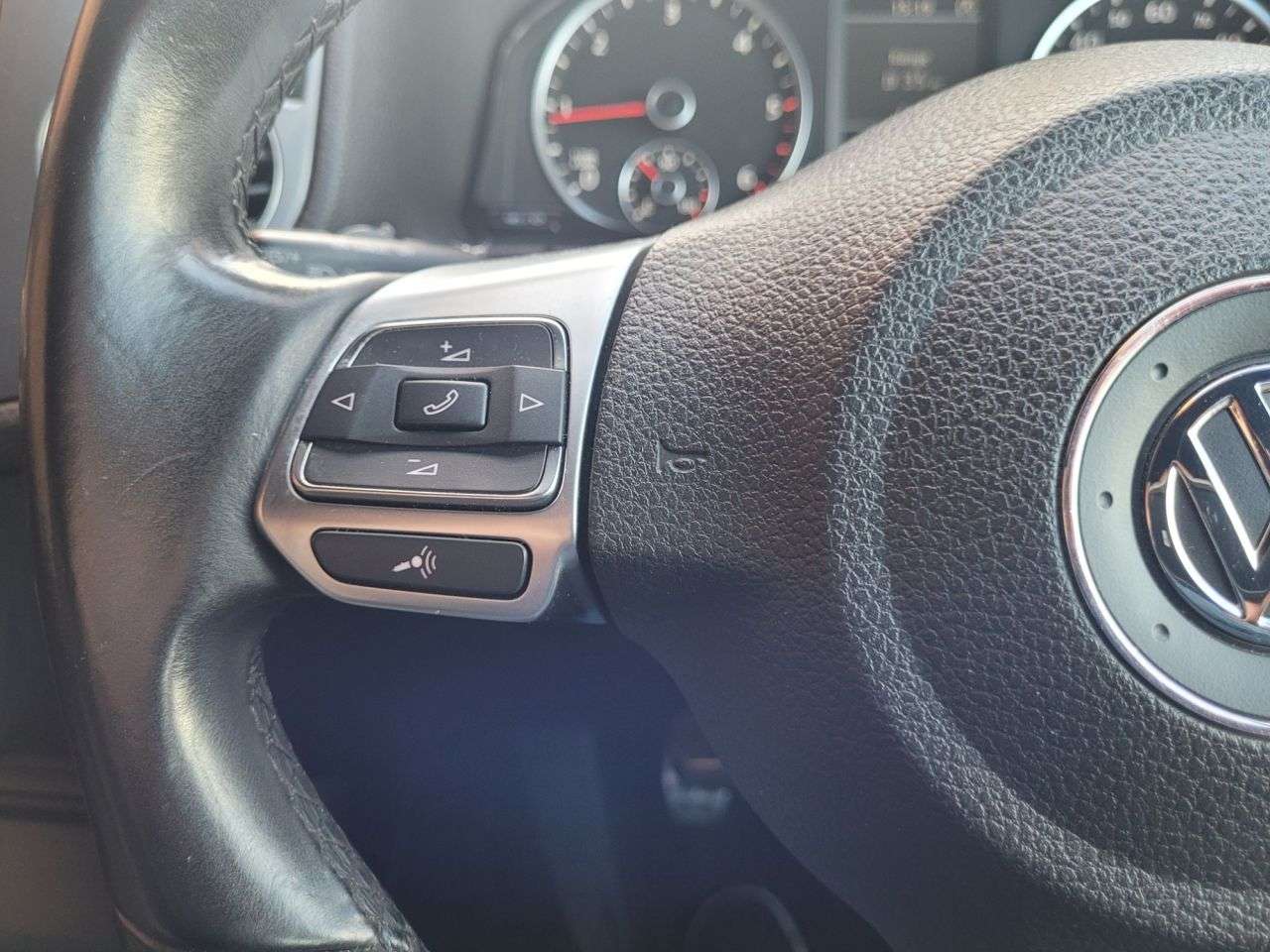 2013 VOLKSWAGEN TIGUAN 2013 VOLKSWAGEN TIGUAN