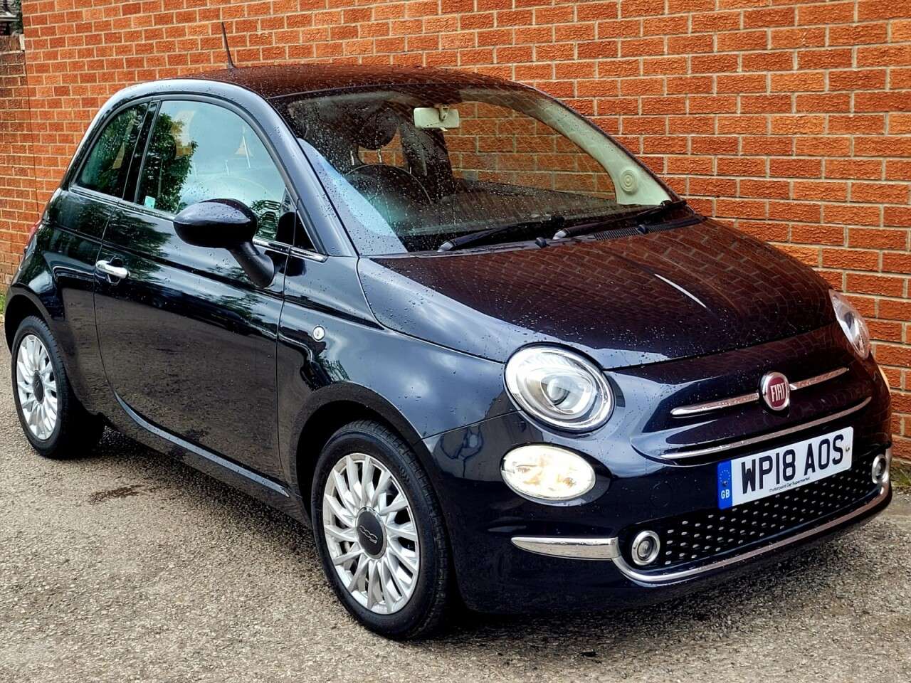 2018 FIAT 500 2018 FIAT 500