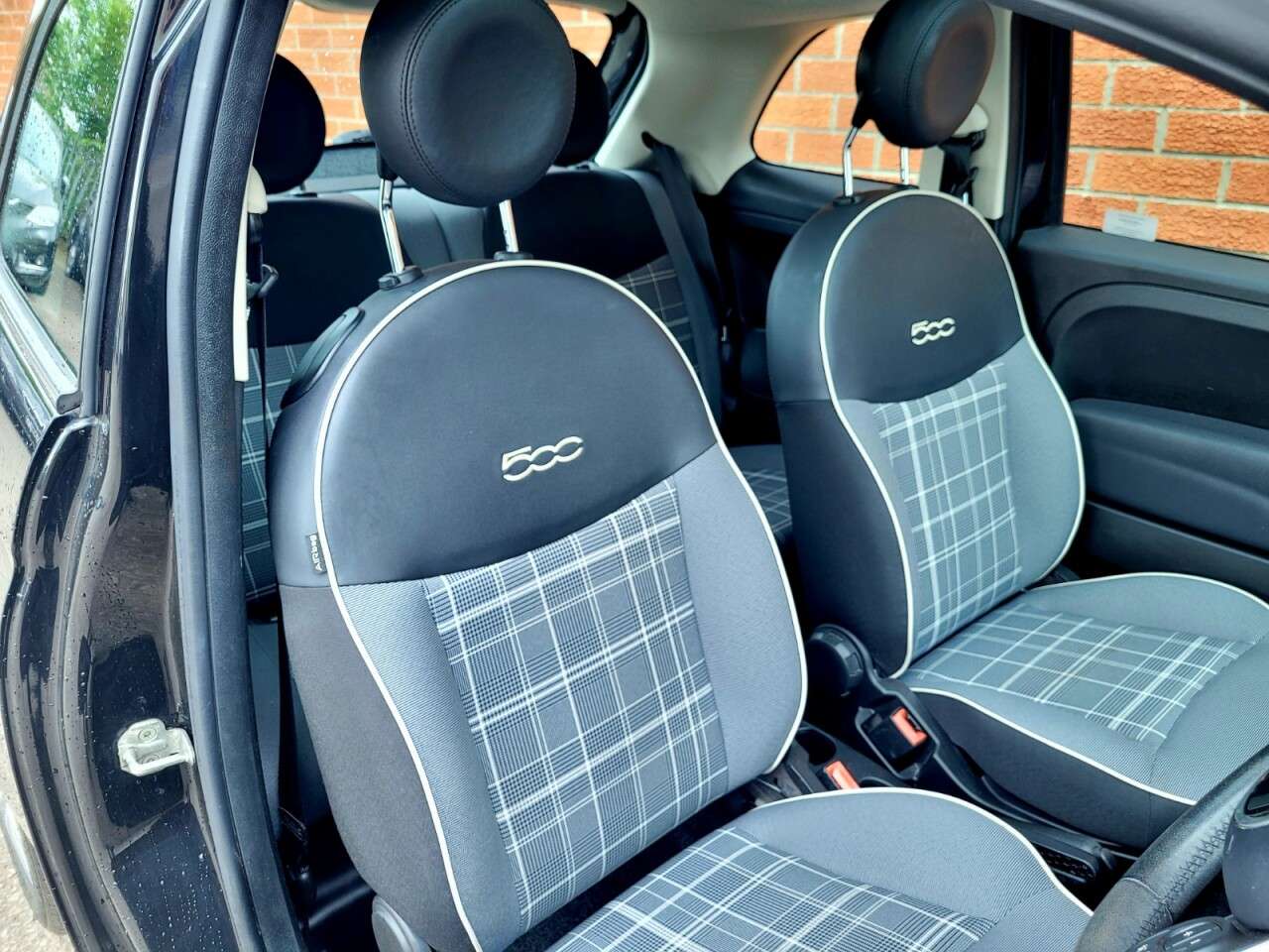 2018 FIAT 500 2018 FIAT 500