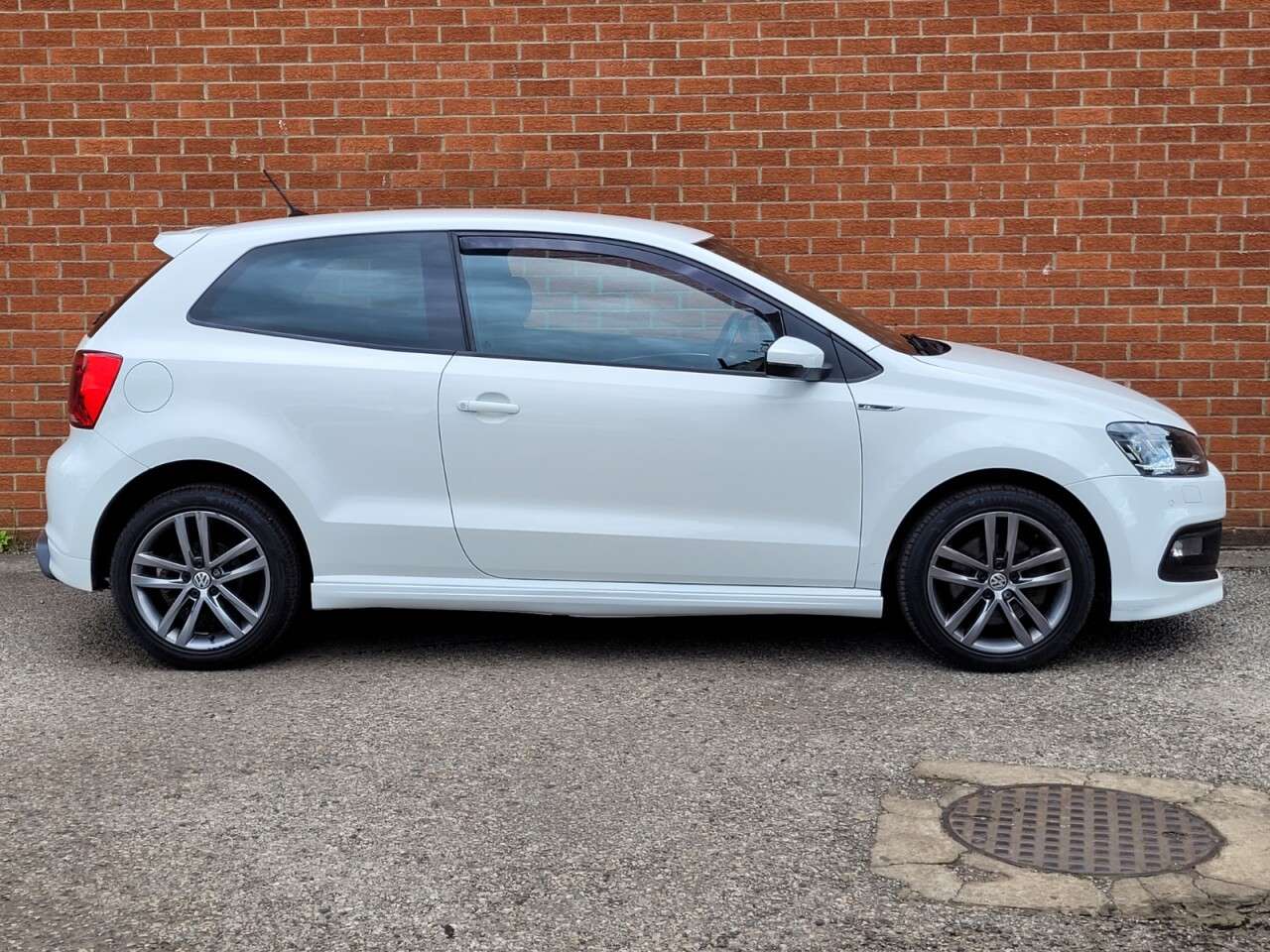2016 VOLKSWAGEN POLO 2016 VOLKSWAGEN POLO