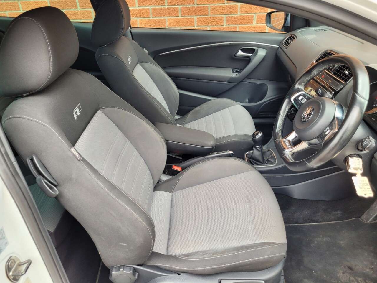 2016 VOLKSWAGEN POLO 2016 VOLKSWAGEN POLO