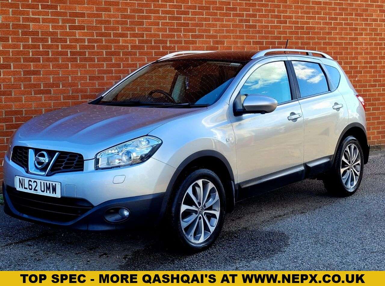 A 2012 NISSAN QASHQAI 1.6 Tekna SUV 5dr Petrol Manual 2WD Euro 5 (117 ps) A 2012 NISSAN QASHQAI 1.6 Tekna SUV 5dr Petrol Manual 2WD Euro 5 (117 ps)