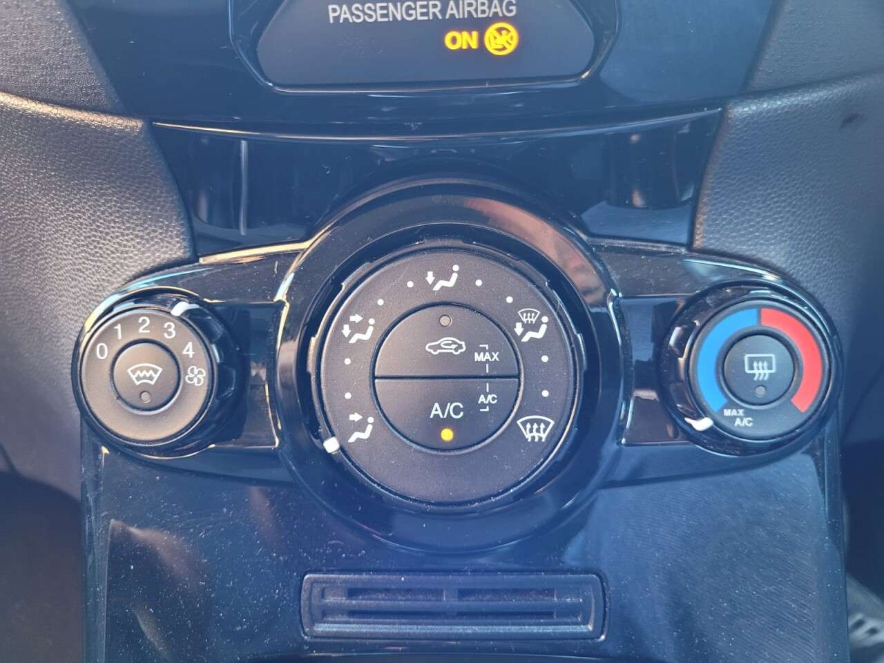 2016 FORD FIESTA 2016 FORD FIESTA